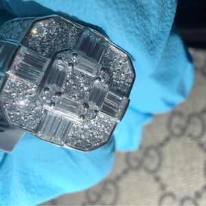 MOISSANITE
solid 925 SILVER 5.00CTW
$ 1300.00 size 12 190$